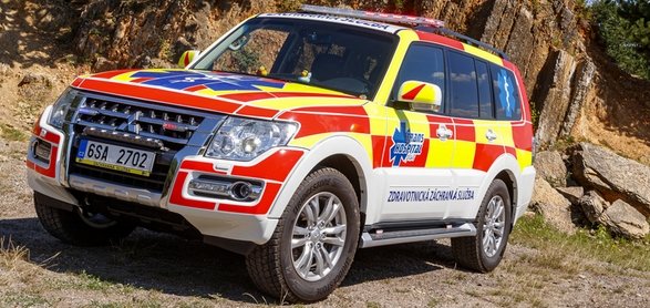 mitsubishi pajero IV